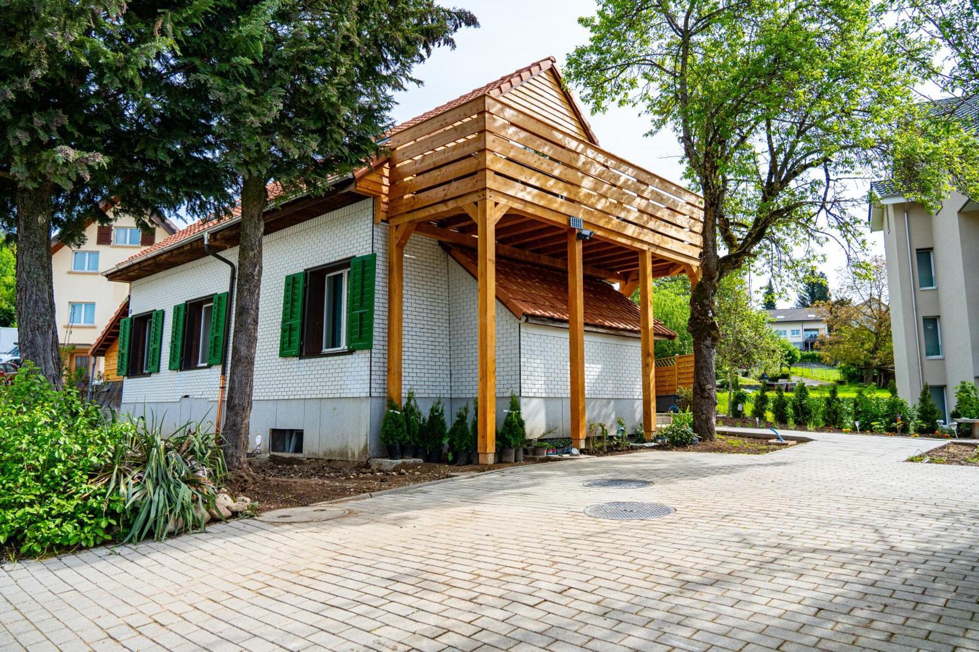 Villa Gemütliches Haus mit Terasse und Feuerstelle Lengnau Exterior foto